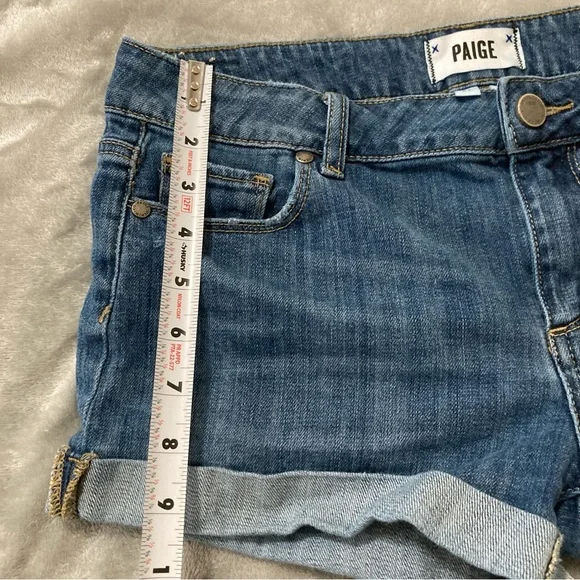 PAIGE Anthropologie Women’s Jean Shorts Sz 27 Cuffed Blue Distressed 5 Pockets - Picture 16 of 16